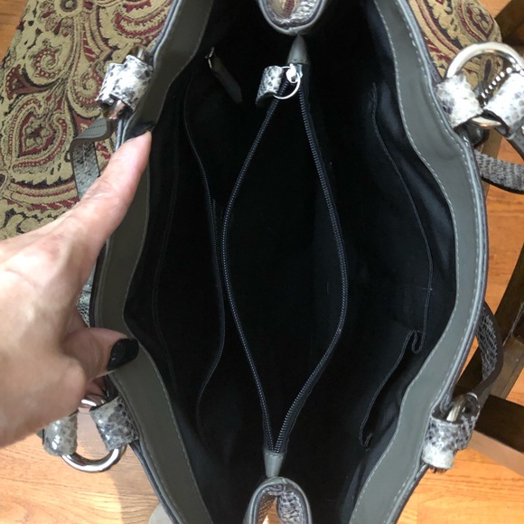 Coach Soho Embossed Leather Exotic carryall. - Picture 4 of 6